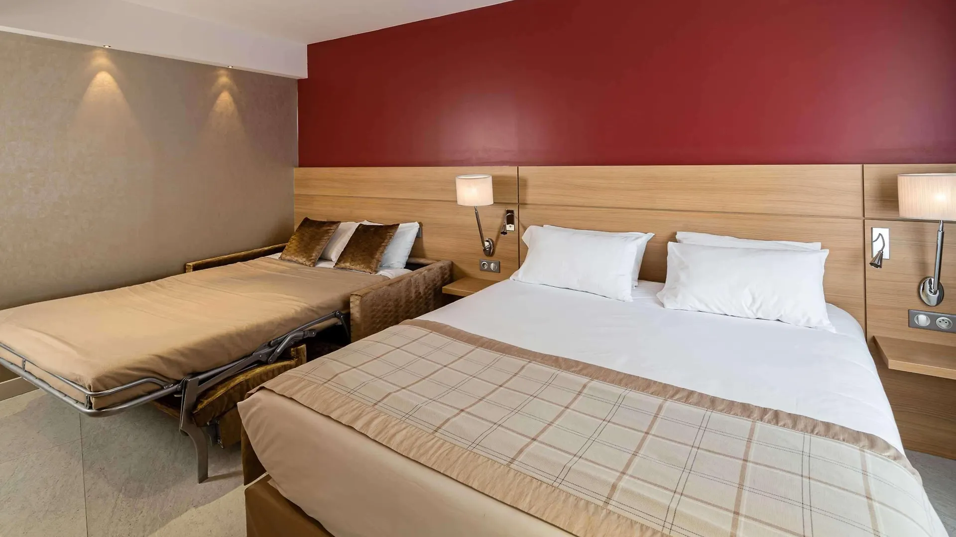 Best Western Plus Le Lavarin Avignon 4*,