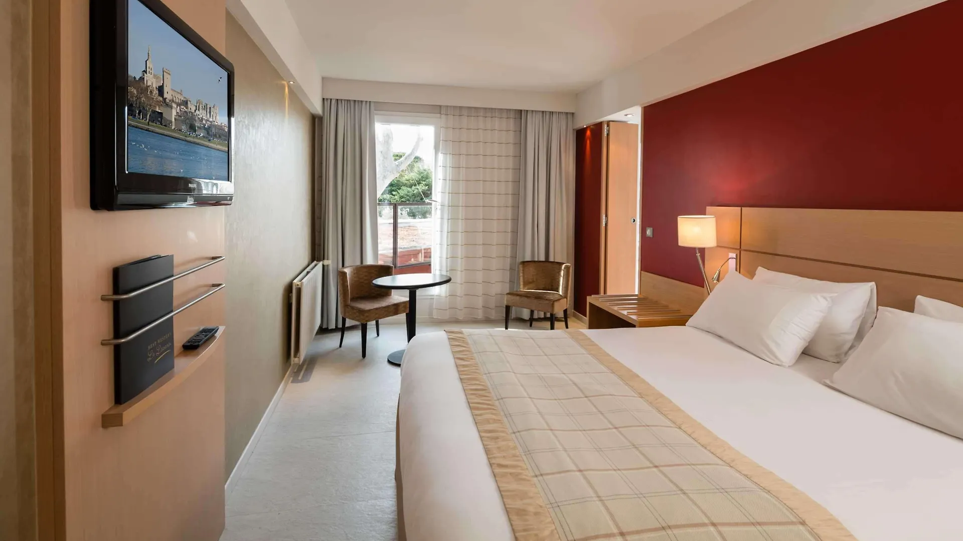 Best Western Plus Le Lavarin Avignon Hotel