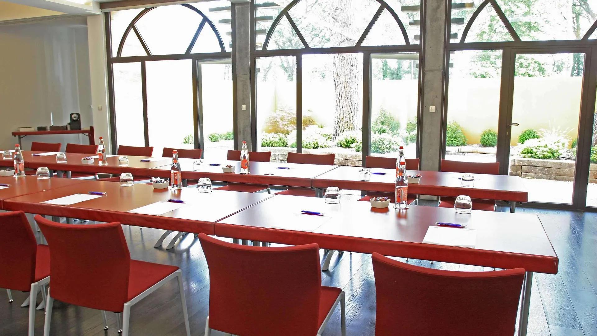 Hotel Best Western Plus Le Lavarin Avignon