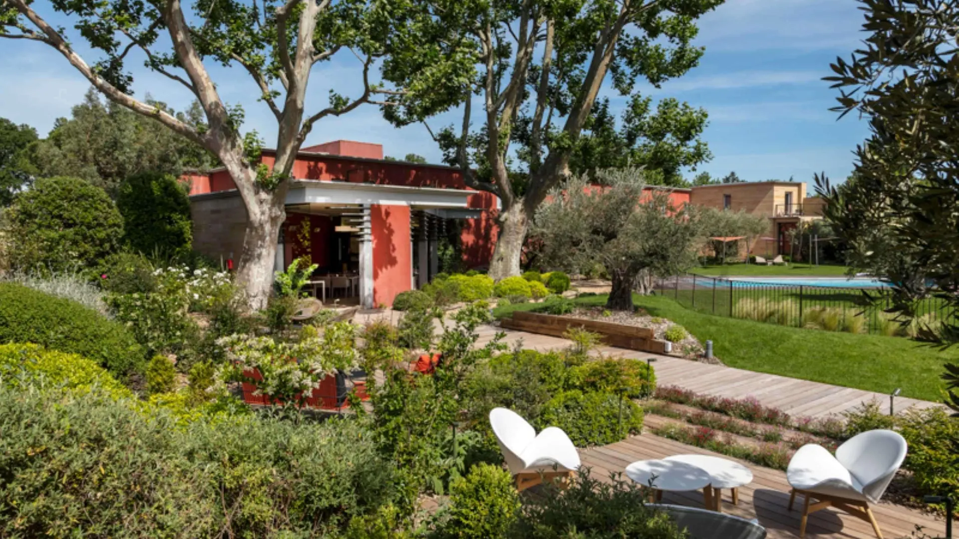 Best Western Plus Le Lavarin Avignon 4*,