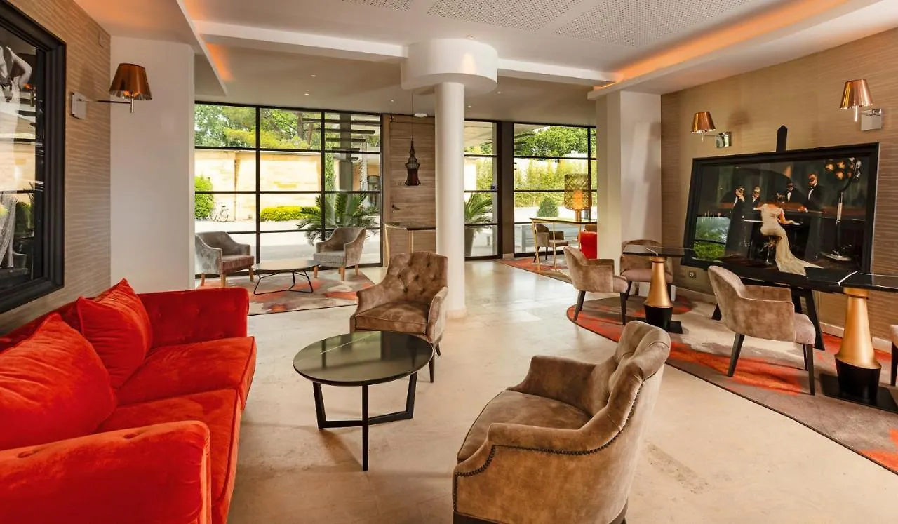Best Western Plus Le Lavarin Avignon France